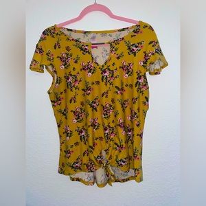 No Boundaries, Size XL , Yellow with flowers shirt
